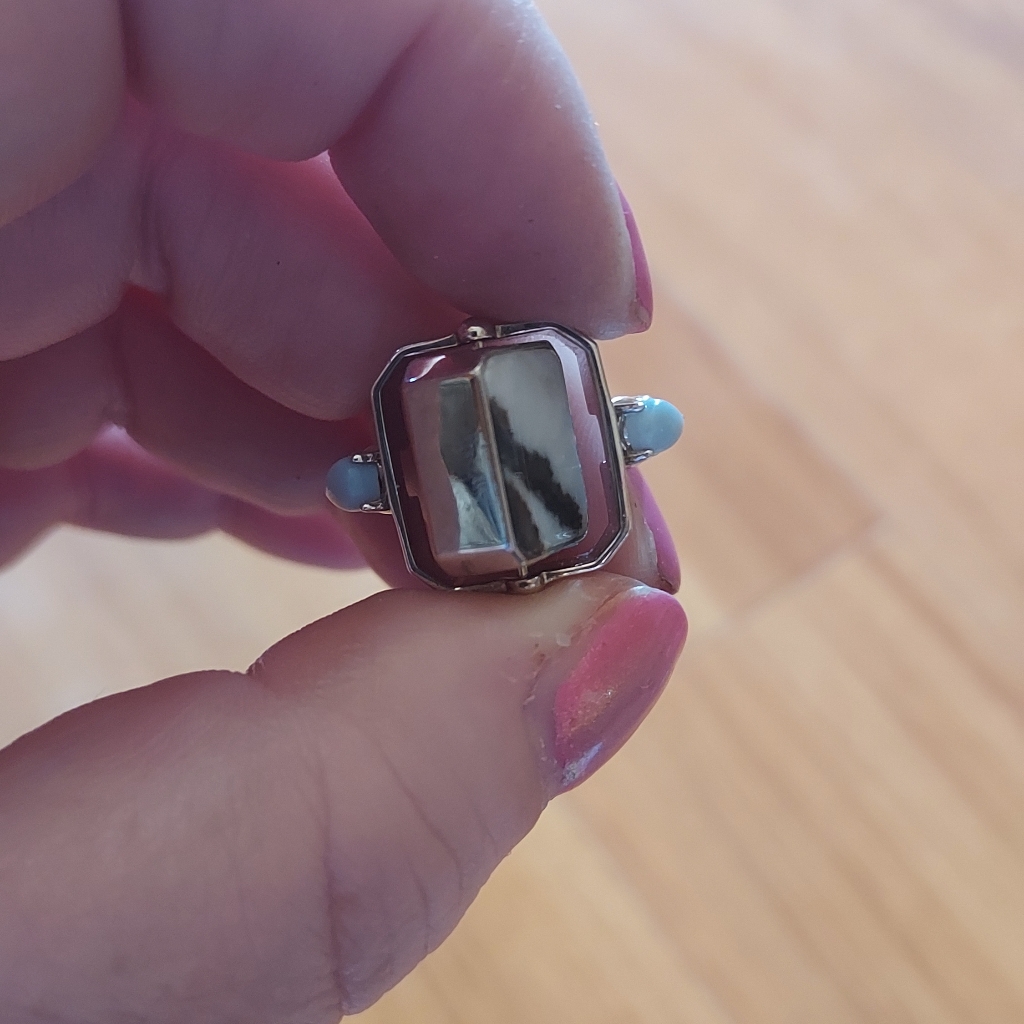 Reversible Ring